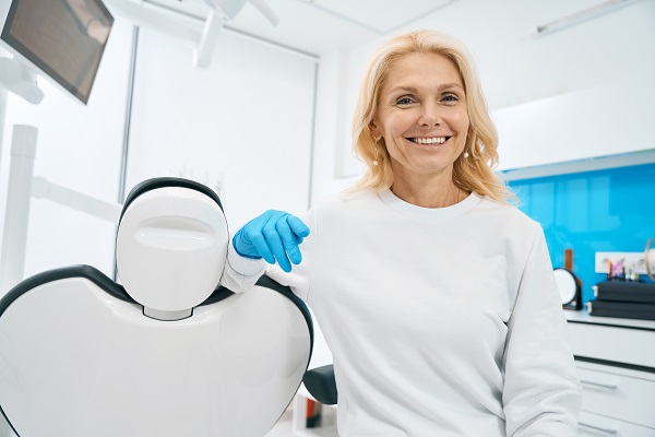 Is Professional Teeth Whitening And Teeth Bleaching The Same?